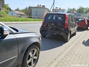 Kolizja trzech samochodów w Zręcinie