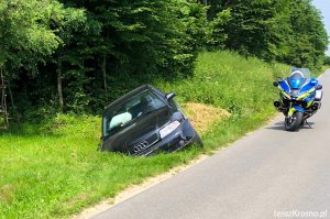 Kompletnie pijany wjechał do rowu. Miał ponad 3 promile