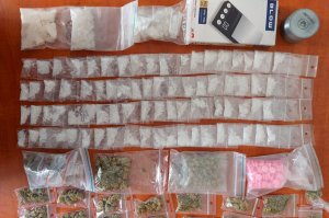 Marihuana, mefedron oraz tabletki extasy u 21-latka