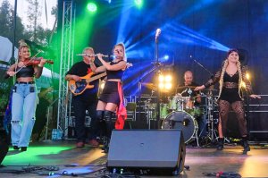 Muzyczna podróż przez pokolenia w Głowience