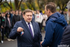 Nowe autobusy na drogach powiatu jasielskiego