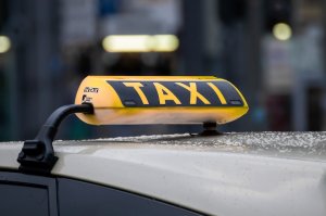 Nowe wymagania dla taksówkarzy