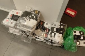Obywatel Bułgarii sprzedawał podrobioną odzież