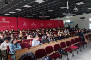 Około 2000 studentów na pierwszym roku studiów we WSIiZ