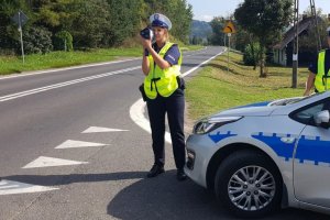 Pirat drogowy bez uprawnień, kierował samochodem niedopuszczonym do ruchu