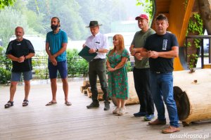 Plener rzeźbiarski w Iwoniczu-Zdroju. Co stworzą artyści?