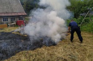 Policjanci ugasili pożar w Cisnej 