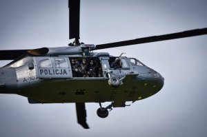 Policyjni kontrterroryści ćwiczyli w Miejscu Piastowym