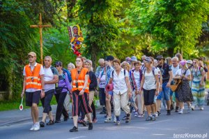 Radośni i pełni wiary. Pielgrzymi z Krosna wyruszyli na Jasną Górę