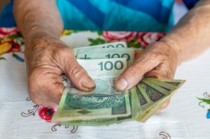 Renta wdowia. Pierwsze pieniądze już na kontach