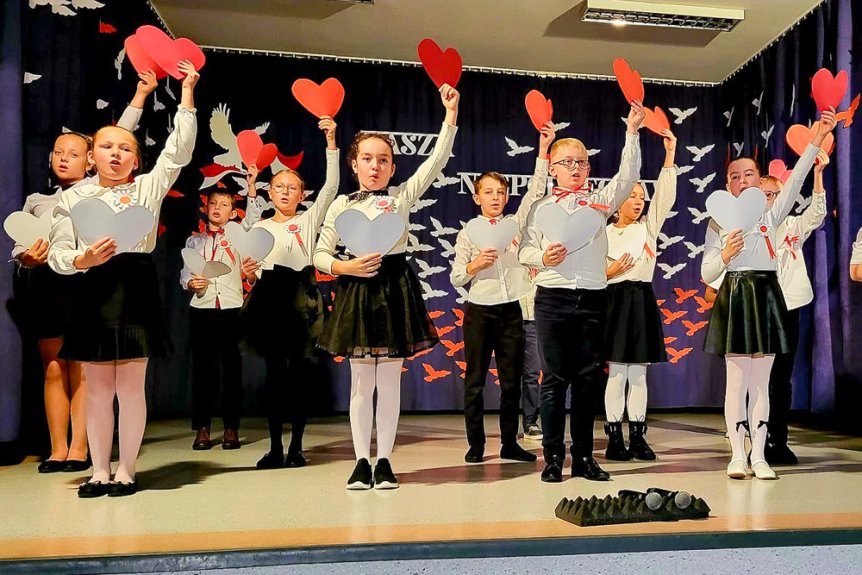 Wieczornica "Dla Niepodległej" w Miejscu Piastowym