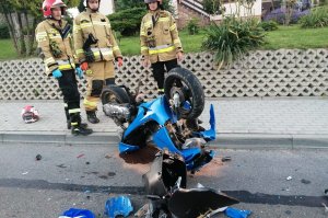 Wypadek w Jabłonicy Polskiej, poszkodowany kierujący skuterem