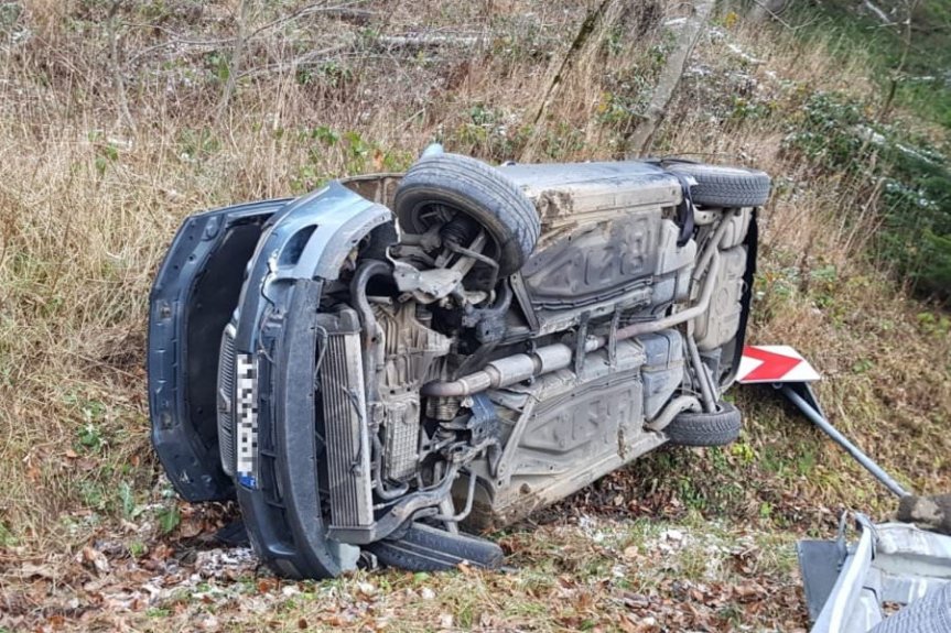 Wypadek w Jabłonkach, poszkodowane młode osoby