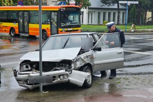 Zderzenie poloneza z suzuki