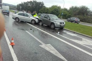 Zderzenie samochodów na al. Armii Krajowej w Rzeszowie