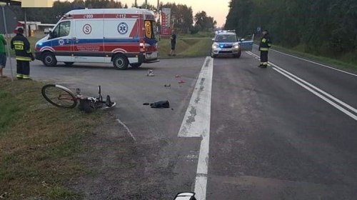 Potrącenie rowerzystki w  miejscowości Adamówka