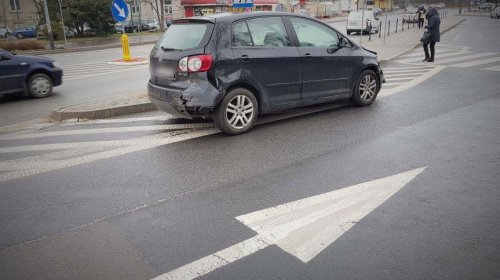 Krosno. Kolizja drogowa z udziałem czterech samochodów osobowych