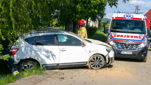 Bajdy. Samochód osobowy wypadł z drogi