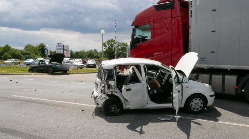 Krosno. Kolizja z udziałem czterech pojazdów