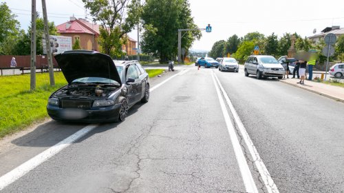 Zderzenie Forda i Audi w Łężanach