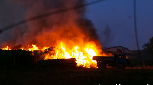 Pożar na terenie sortowni śmieci w Wolicy