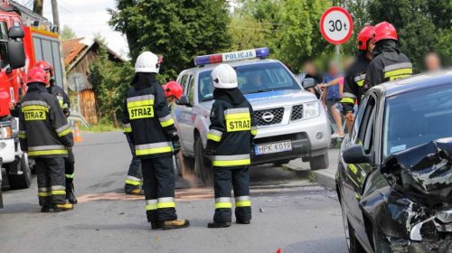 Zderzenie dwóch samochodów w Jedliczu