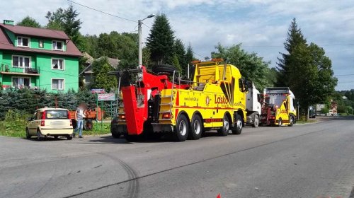 Zderzenie ciężarówek w Jabłonce